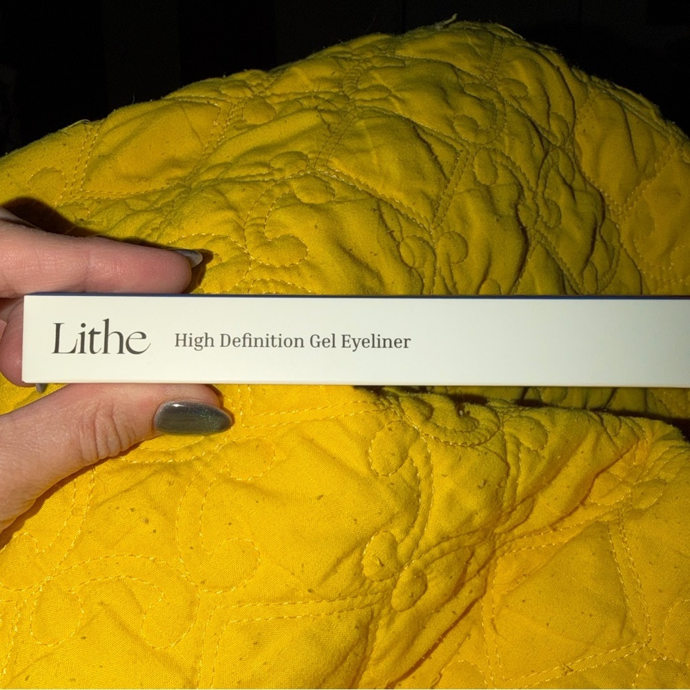 Lithe High Definition Gel Eyeliner - White Packaging NEW - Picture 3 of 7
